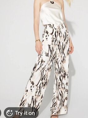 WHBM 8S Wide Leg Animal Print